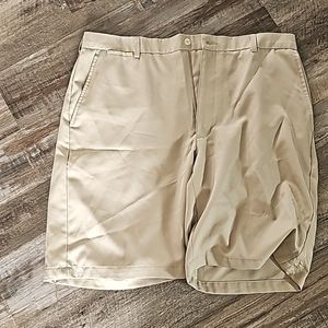 Khaki men's golf shorts